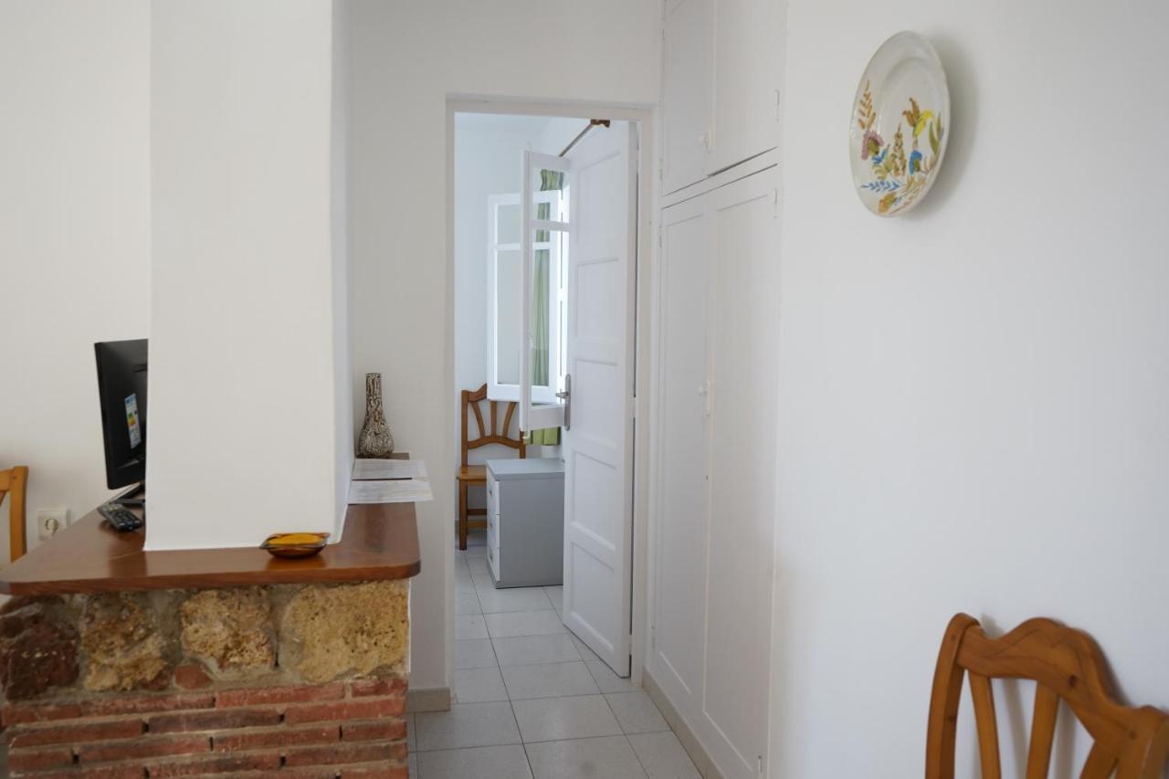 Apartamentos Playa Calan Blanes Cala'N Blanes  Екстер'єр фото